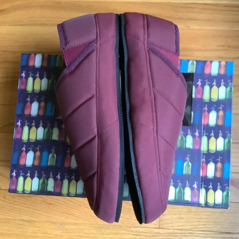 PAISLEY & GRAY Houser Quilted Faux Shearling Lined Slipper Maroon SZ L